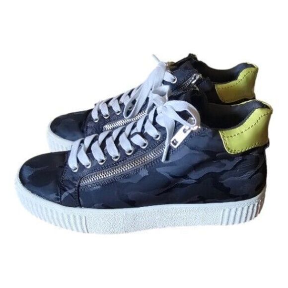 Steve Madden Shoes - Steve Madden Women's SZ 8M Zade Grey Camo High Top Sneaker